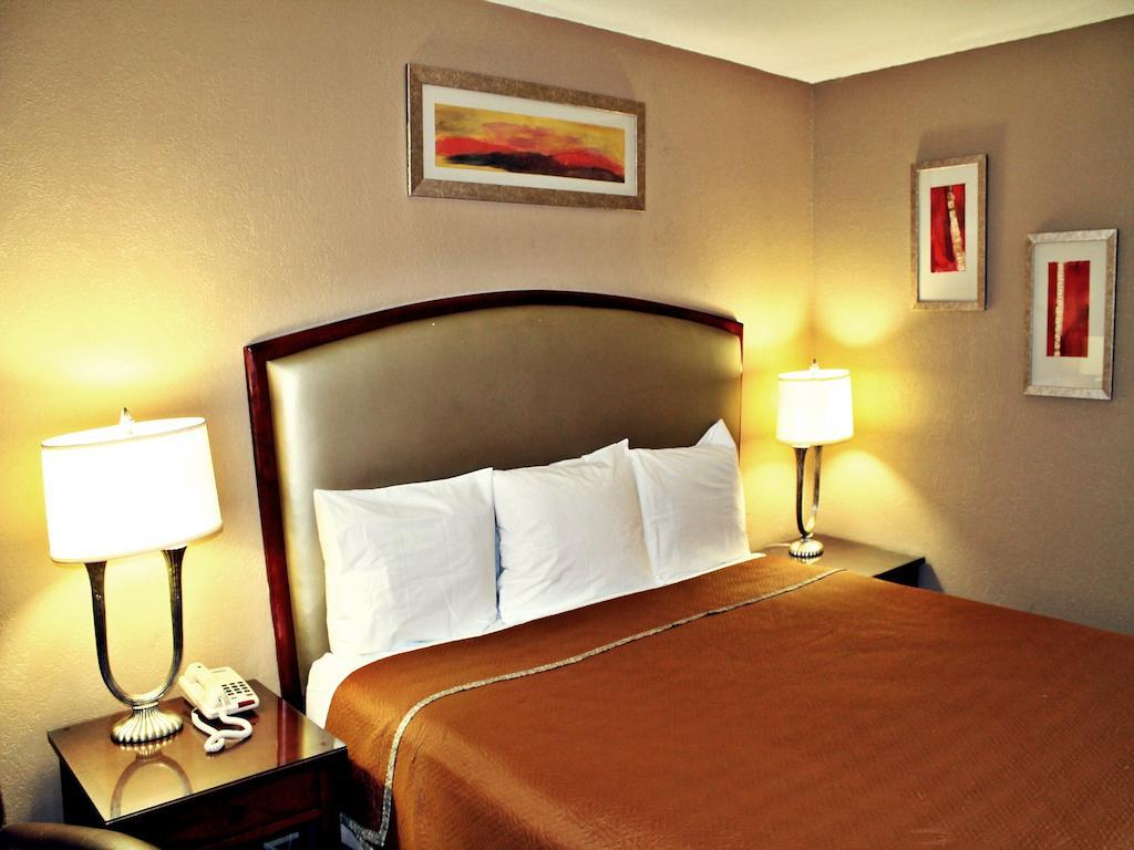 The Inn At Alamo / Riverwalk / Convention Center San Antonio Quarto foto